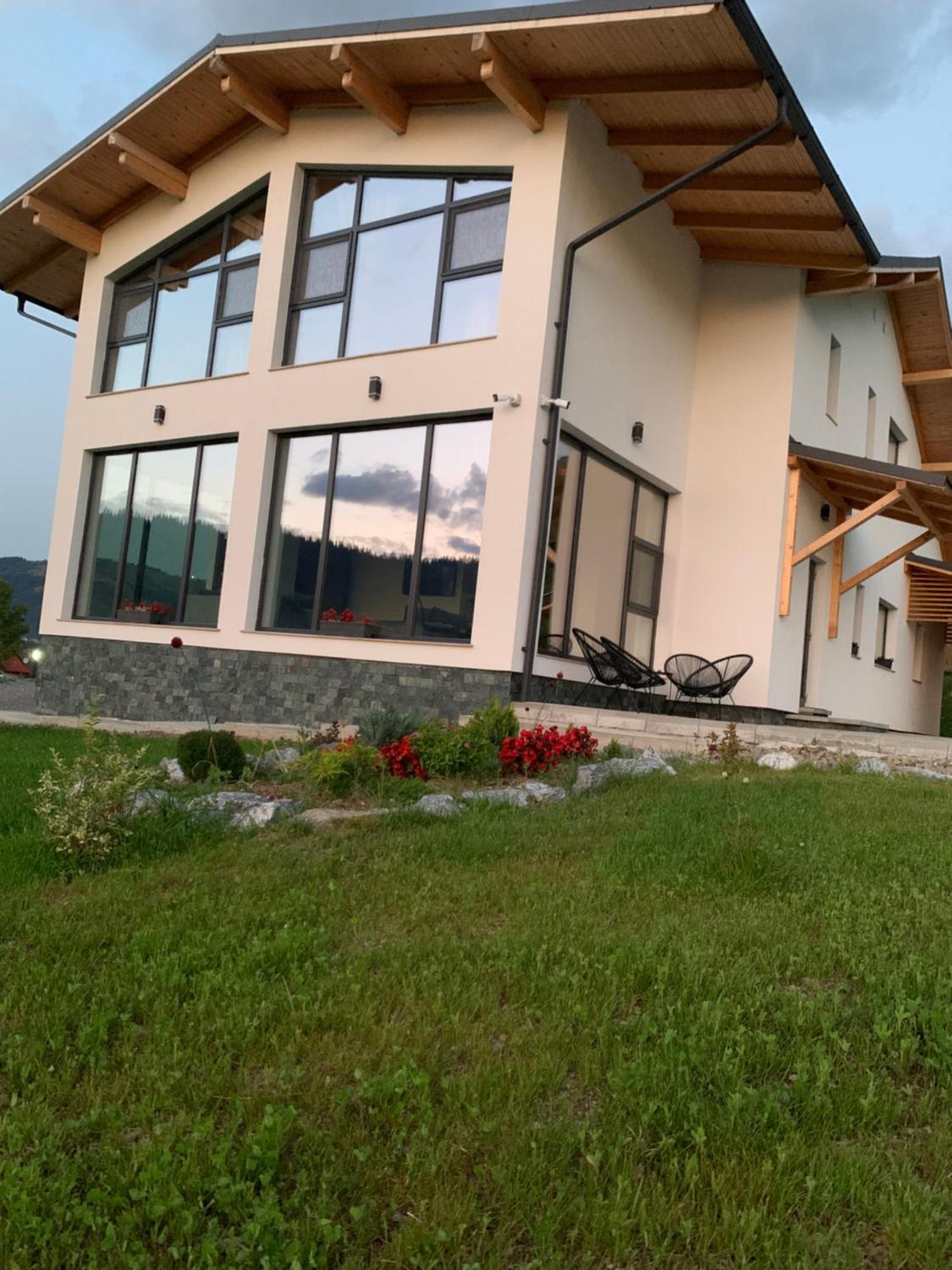 Watra Chalet Hotel Vatra Dornei Exterior photo